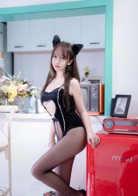 女主角