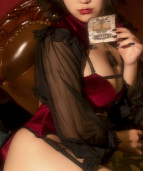 善良的美女秘书