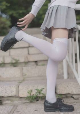 尿在里面h灌尿