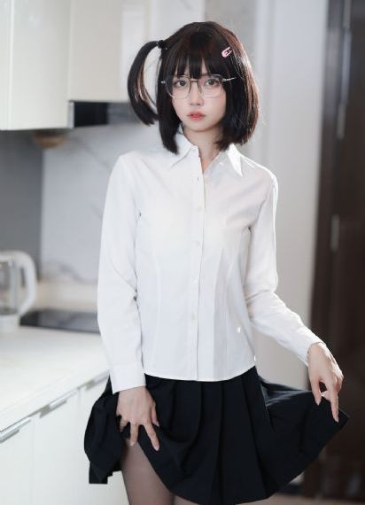 大哥哥你一个人吗在线观看