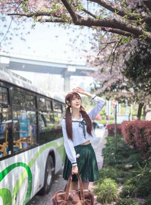 国产老师学生无套视频