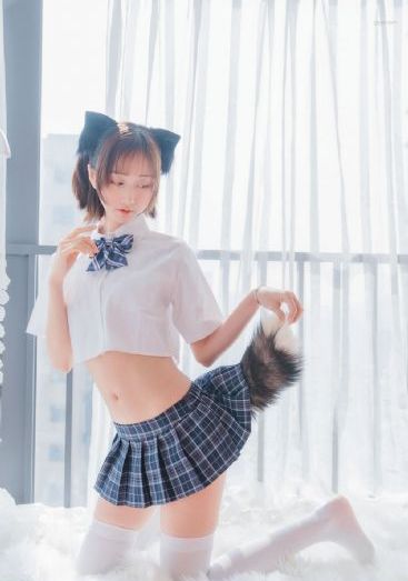 青青河边草完整版观看视频